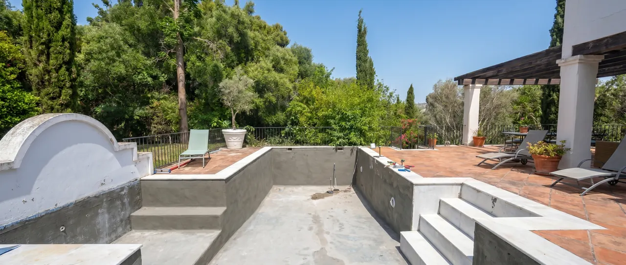 Garden pool — Before